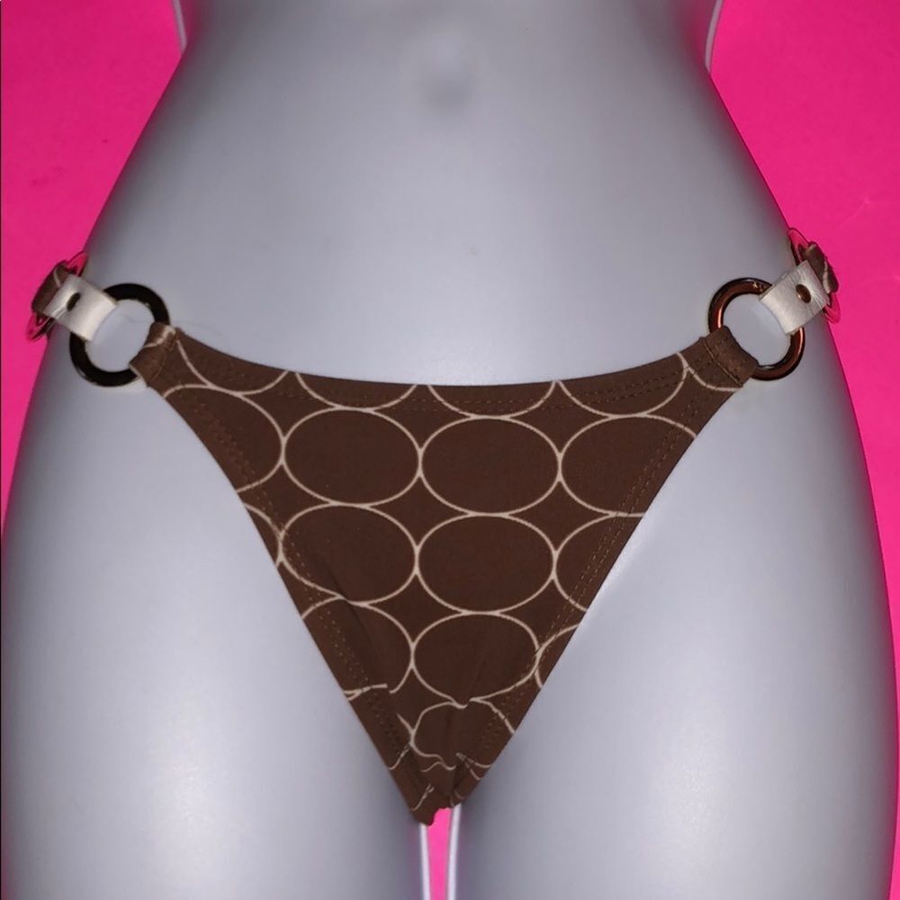 VIX Bikini Bottom‎